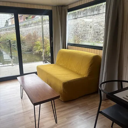 Luxurious Houseboat For Up To 4 People Dausenau